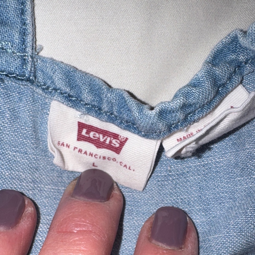 Levi’s Charming Denim Women’s Dress - Picture 3 of 11